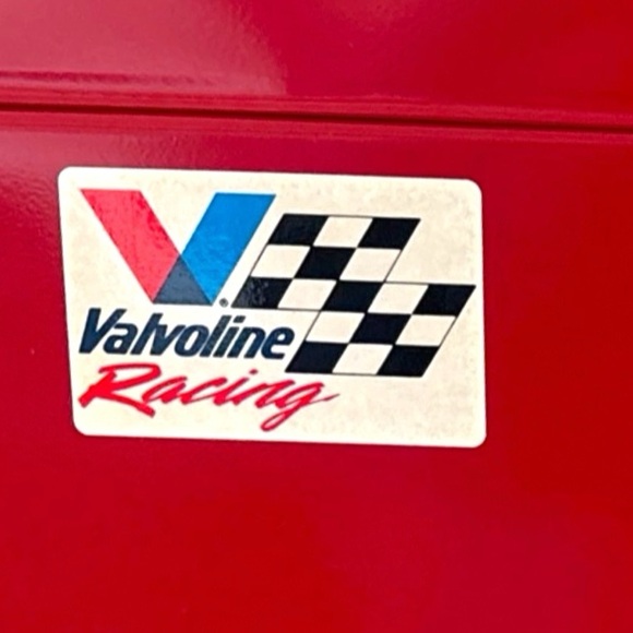 New Vintage Team Valvoline Racing Metal Tool Box - Picture 4 of 12